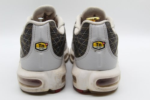 Nike Air Max Plus Tn Sneakers Grey/Red US 8.5 EU 42