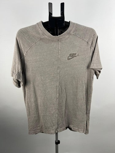 Nike Speckled Swoosh Short Sleeve T-Shirt Taupe Small Zip Pocket