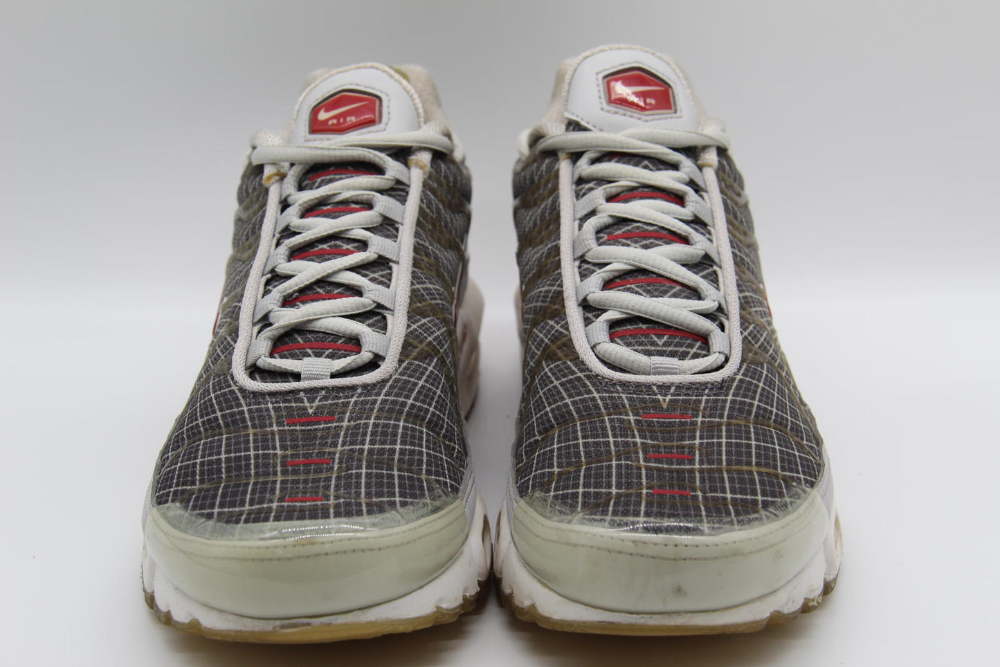 Nike TN's Air Max Plus “Wave Grid” – Grey (BV1983-001)