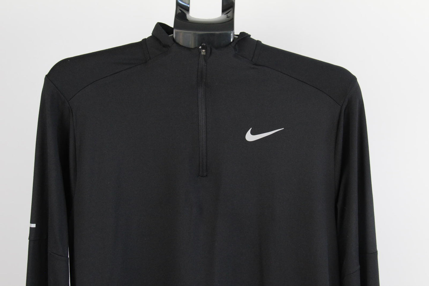 Nike Dri-FIT 1/4 Zip Performance Top – Size M – Black