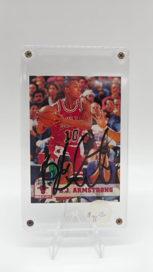 1993 NBA Hoops B.J. Armstrong #25 Autographed Card Chicago Bulls
