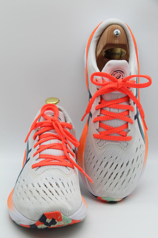 ASICS Novablast 2 – White-Fluro Orange Edition US 8.5 / UK 6.5 / EU 40 – Women’s