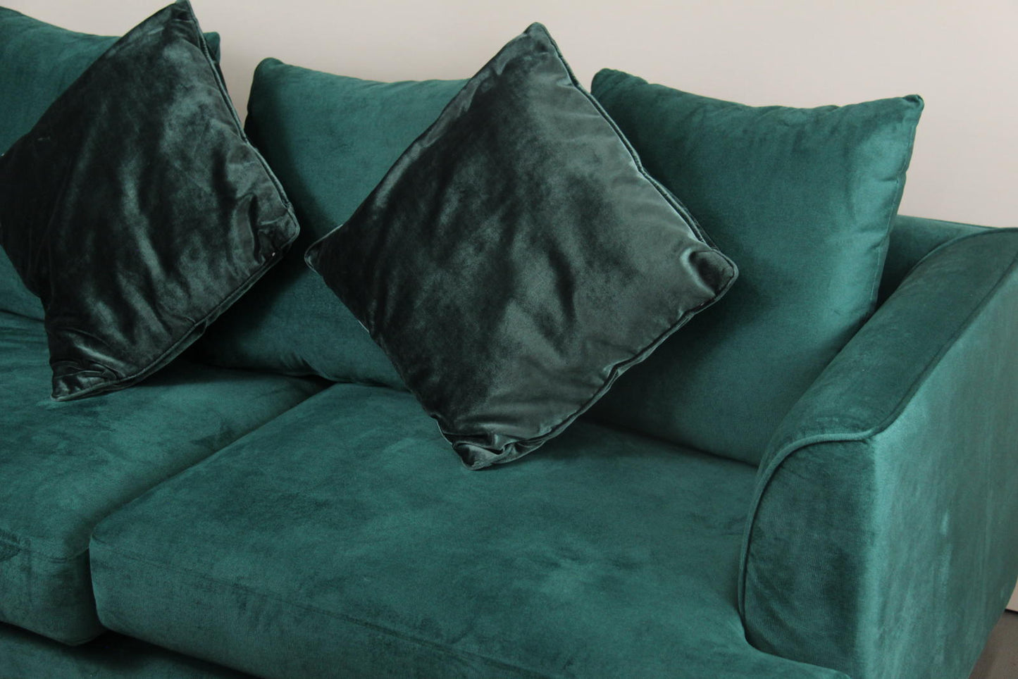 Luxury green velvet 3-seater lounge