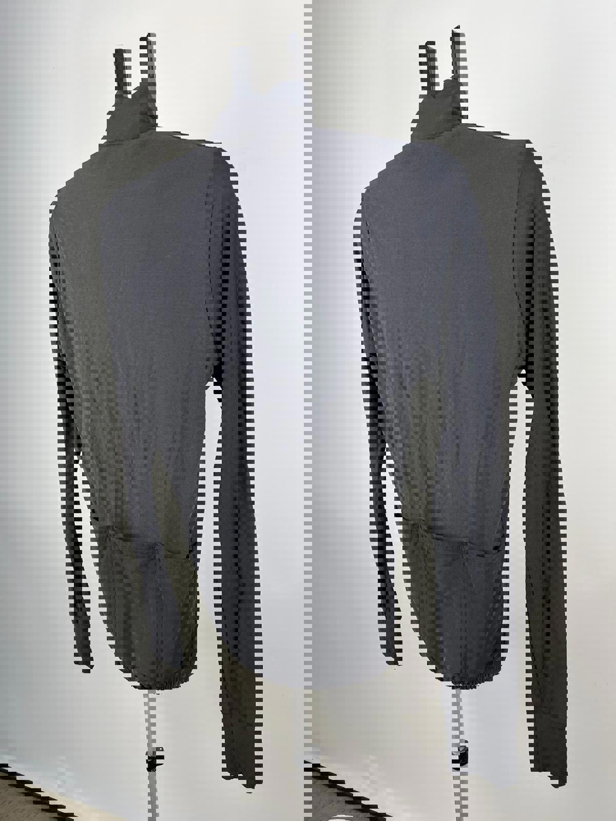 Assos Thermal Long-Sleeve Cycling Jersey – Men’s Small – Black/Grey