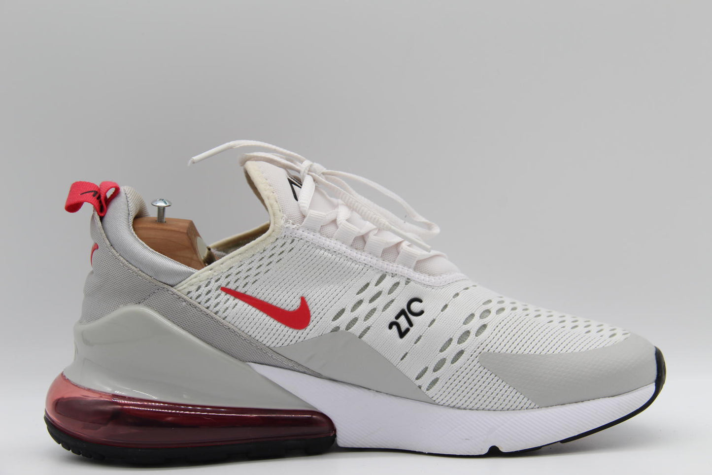 Women’s Nike Air Max 270 – White/Light Fusion Red (DD7120-100) UK 7 / EU 41