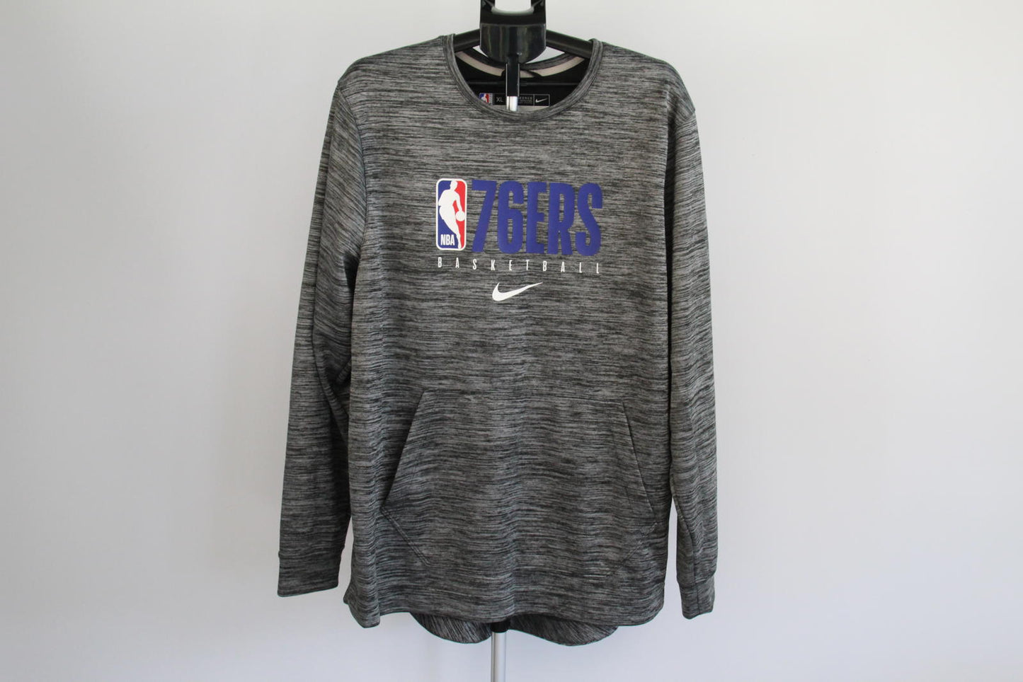 Nike NBA 76ers Dri-FIT Long Sleeve Pullover Sweatshirt – Size XL