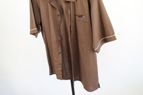 standard brown short sleeve camp button-up shirt L embroidered racing
