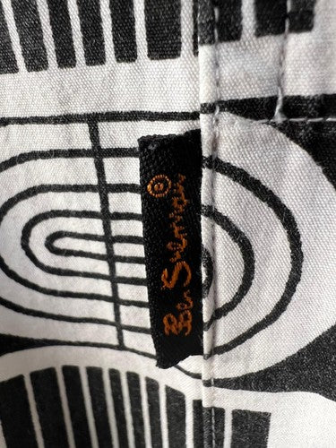 Ben Sherman Premium Geometric Short Sleeve Button Shirt Black White M