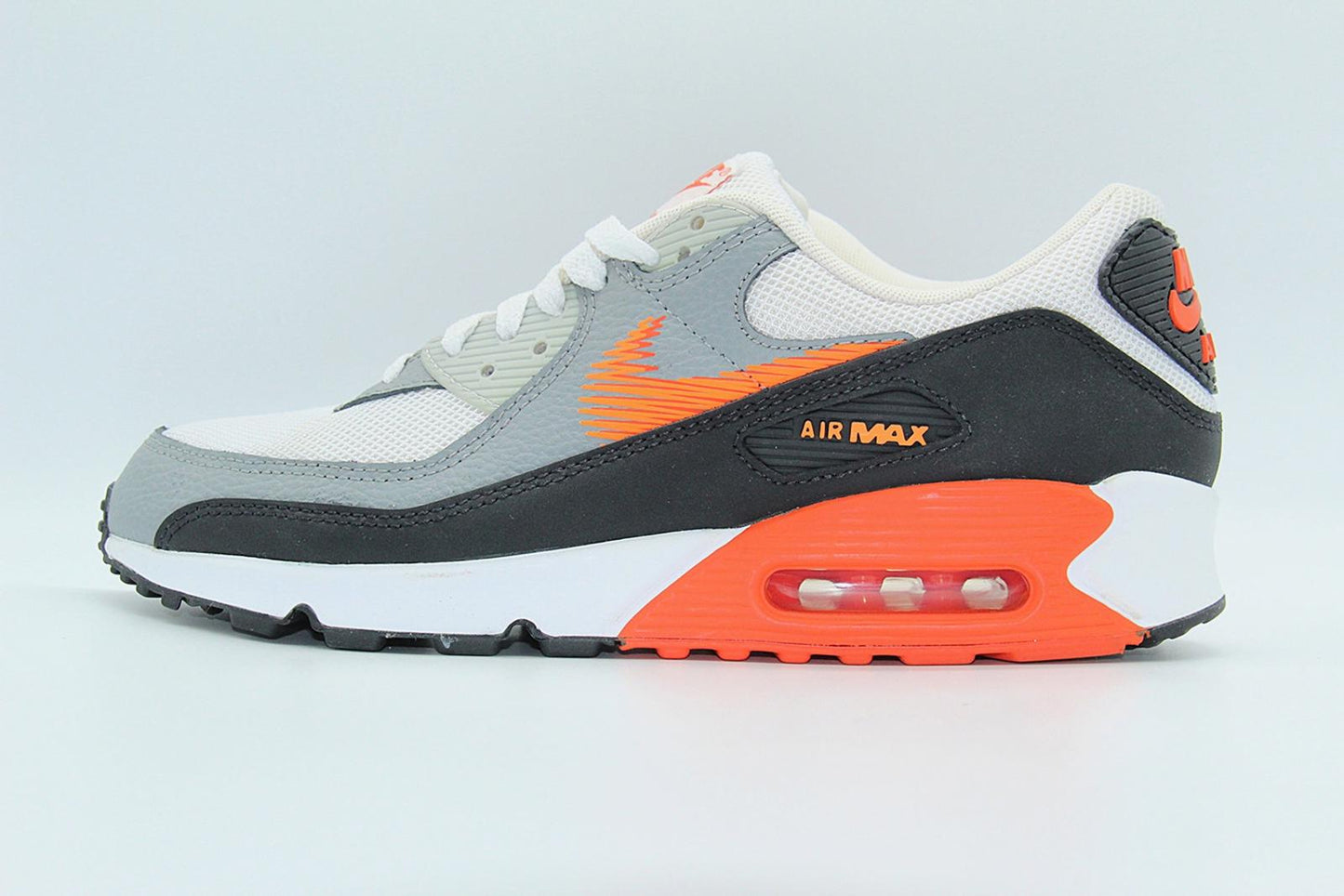 DN4927-100 - NIKE AIR MAX 90 ZIG ZAG ORANGE - 10.5 US / 9.5 UK / EU 44.5