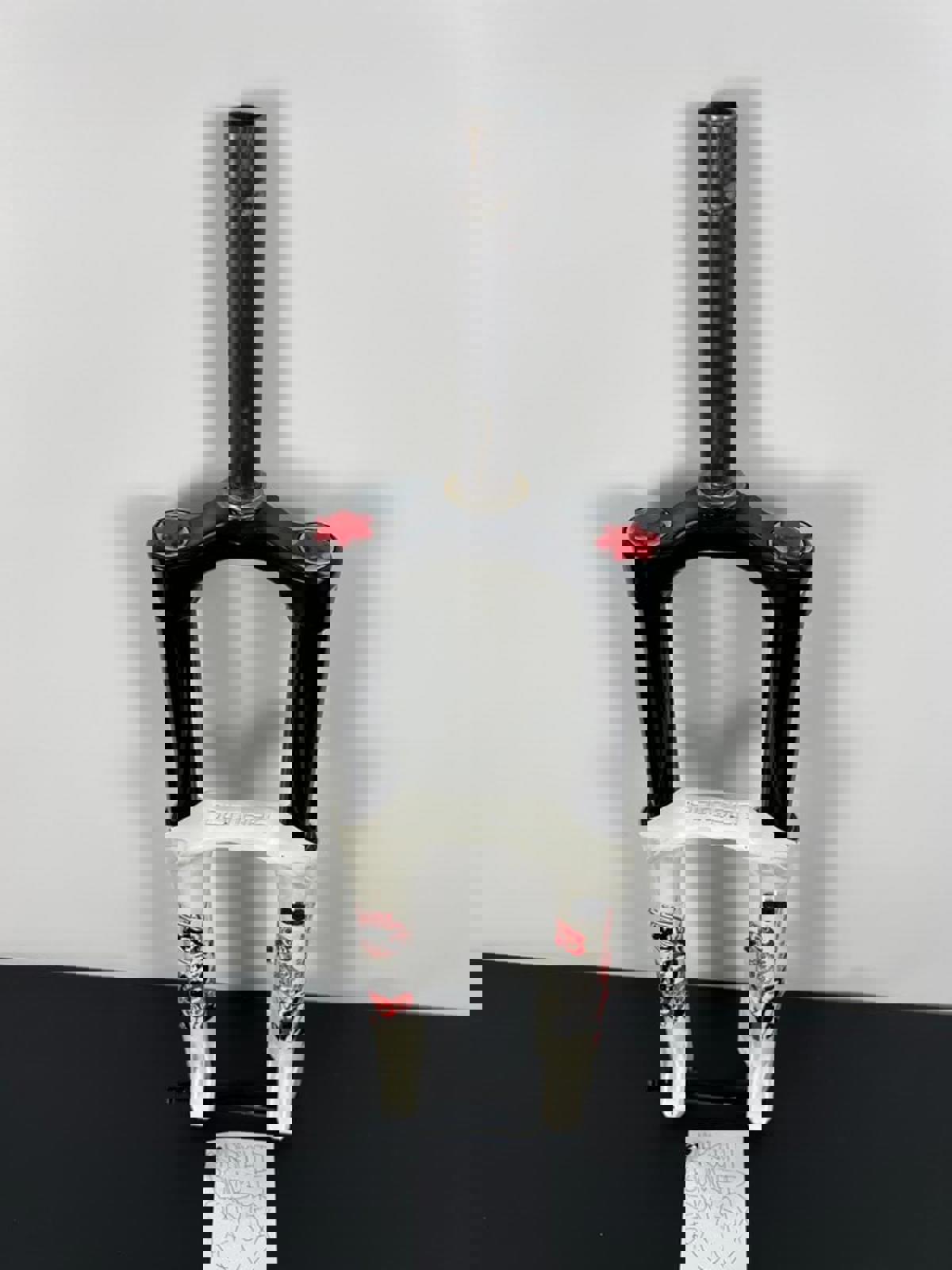 Marzocchi 66 RCV Dual Air Bicycle Fork 1-1/8 Steertube