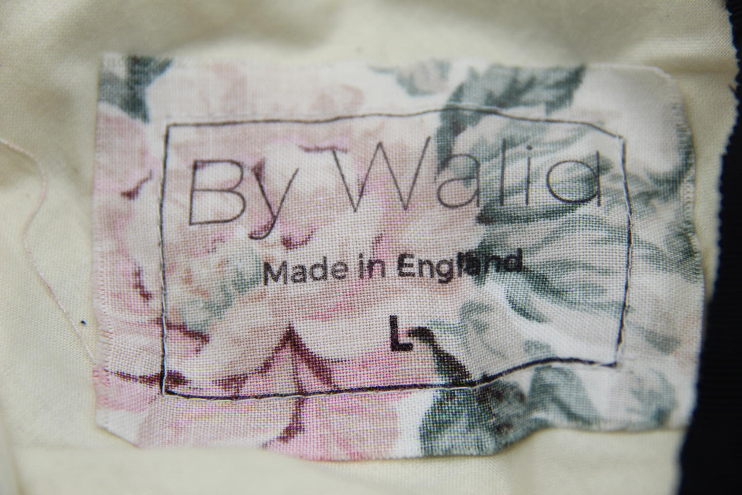 By Walid Distressed Brown Textured Bucket Hat – Size L – Made in England