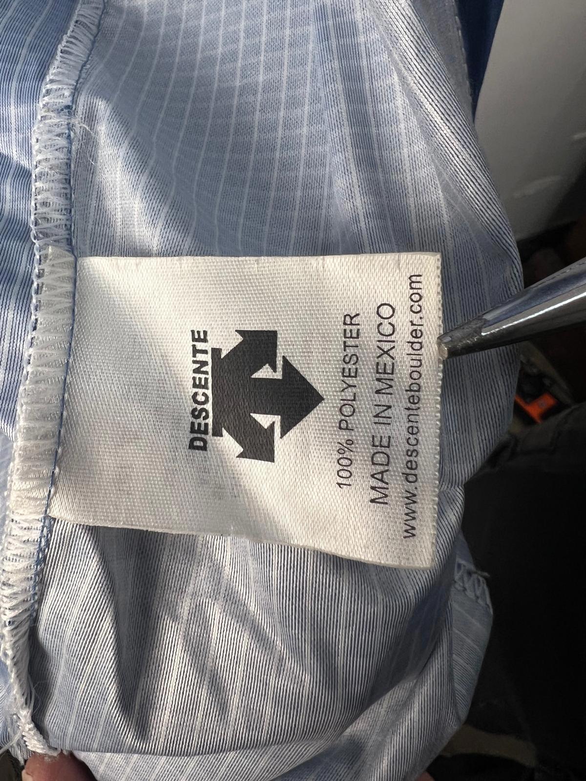 Descente Blue Lightweight Windbreaker Jacket - Small - Made in Mexico