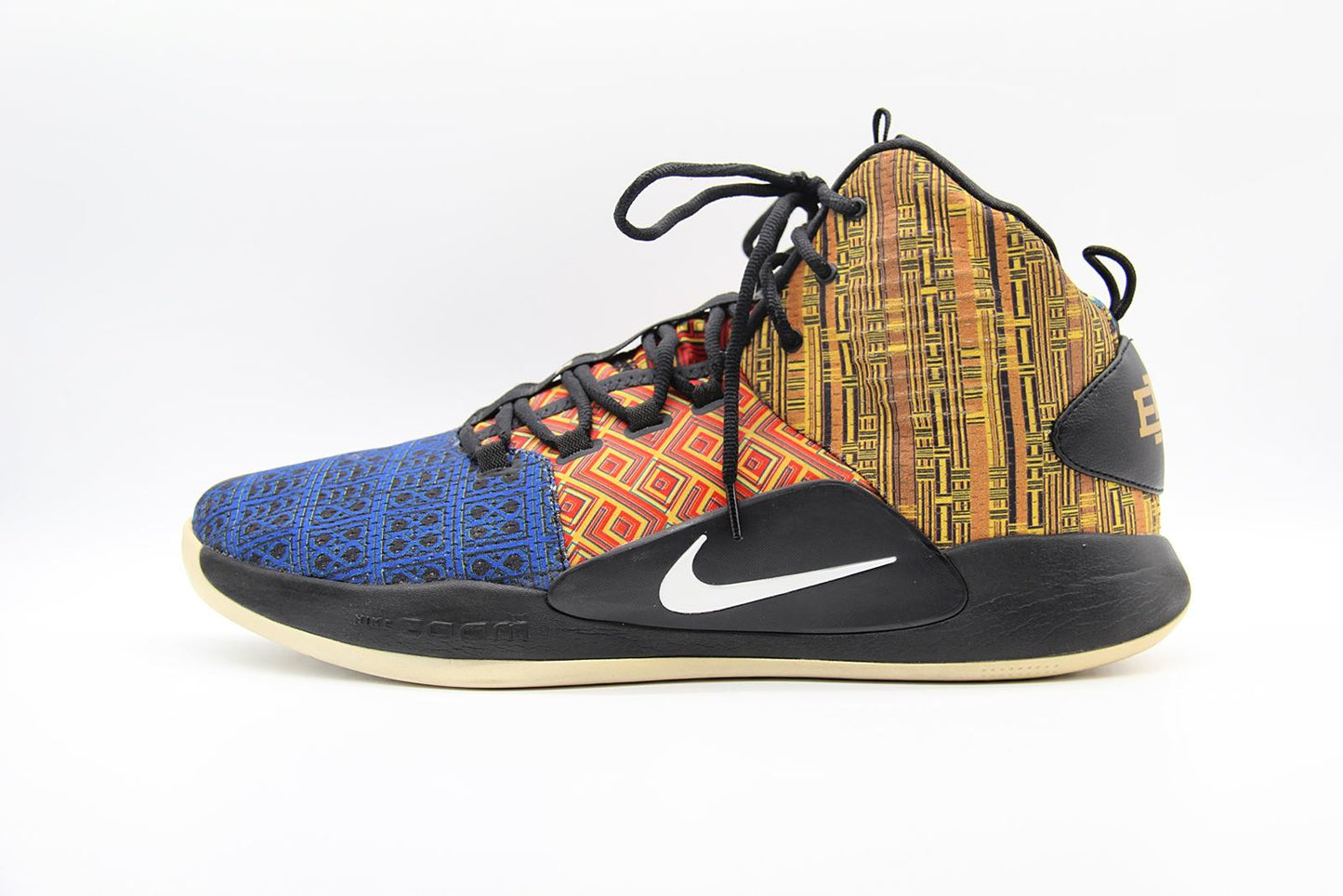 Nike Hyperdunk X Promo Sample – AT3866-913449 LN4 – Multi/Summit – SP19 Season