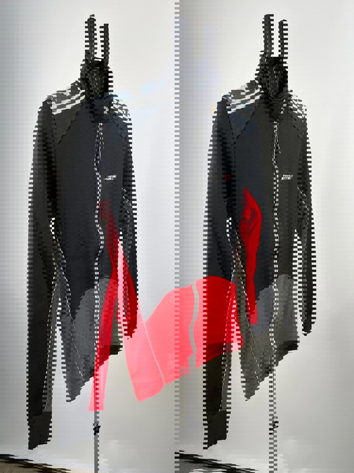 Assos Men's Utility Jacket Black and Red Full Zip