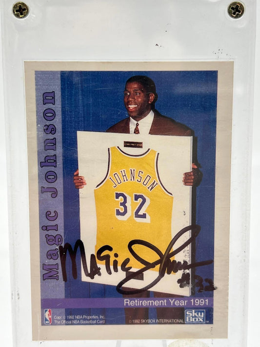 1992 Skybox NBA Basketball Card Magic Johnson Rookie/Retirement Year 1991 SIGNED