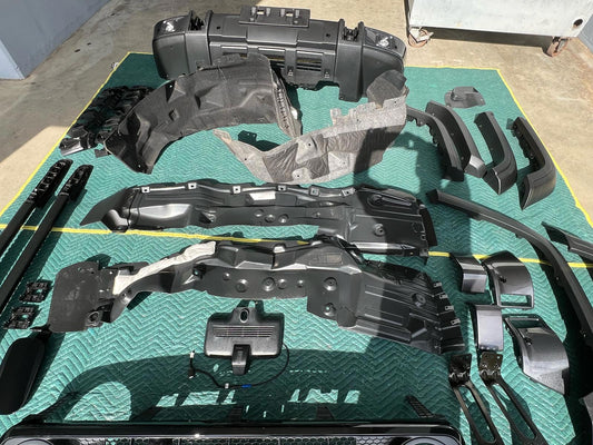 Great Wall GWM Tank 300 OEM Genuine Body Kit (Missing Rear Bumper)