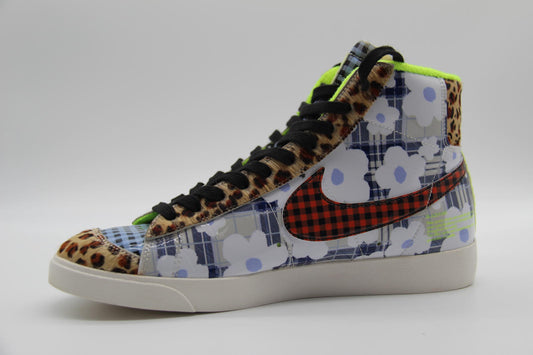 CJ4239-981 - NIKE BLAZER WILD PRINT FLOWER FLANNEL SIZE US 9 / UK 8 / EU 42.5