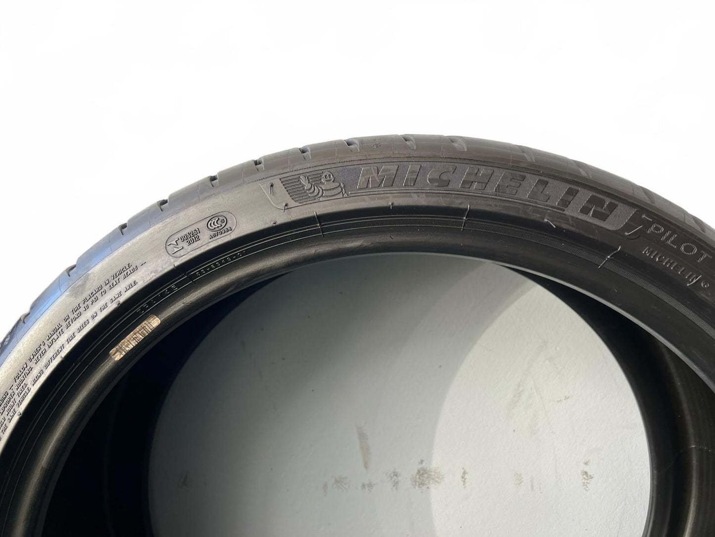 Michelin Pilot Sport 4S Tyres – 255/35ZR19 (Set of 2)