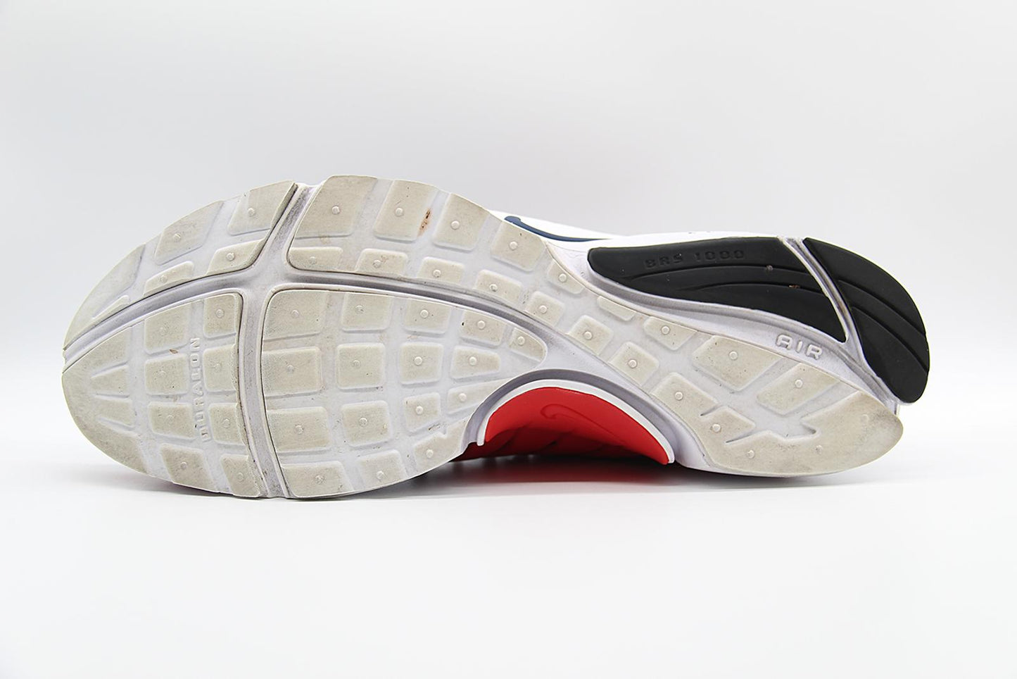 846438-997 -  NIKE AIR PRESTO ESSENTIAL - US 14 / UK 13 / EU 48.5