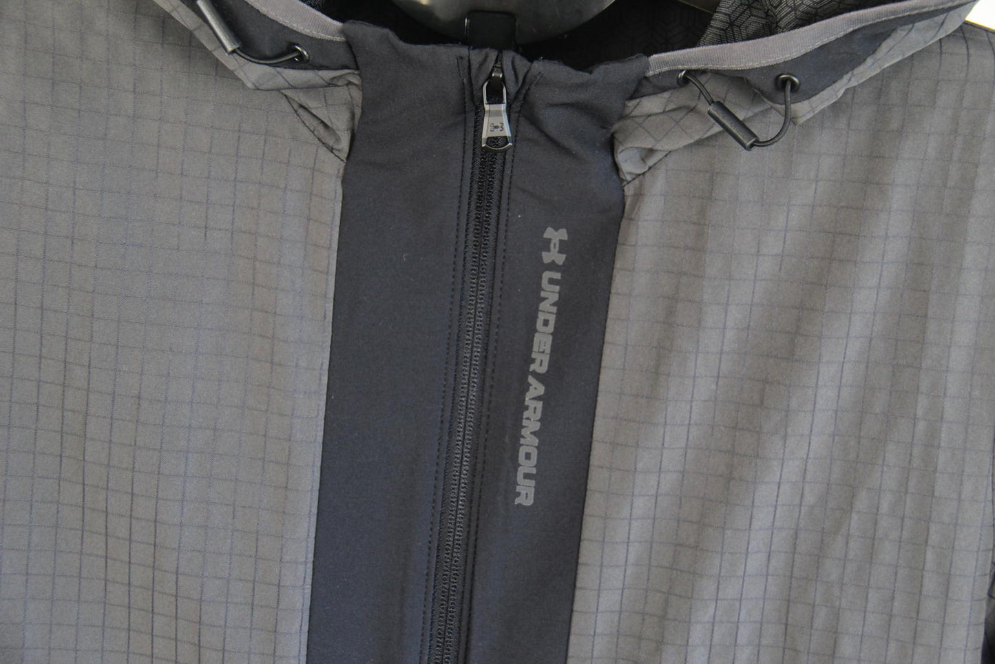 Under Armour RUSH Celliant Full-Zip Hooded Jacket – Size S
