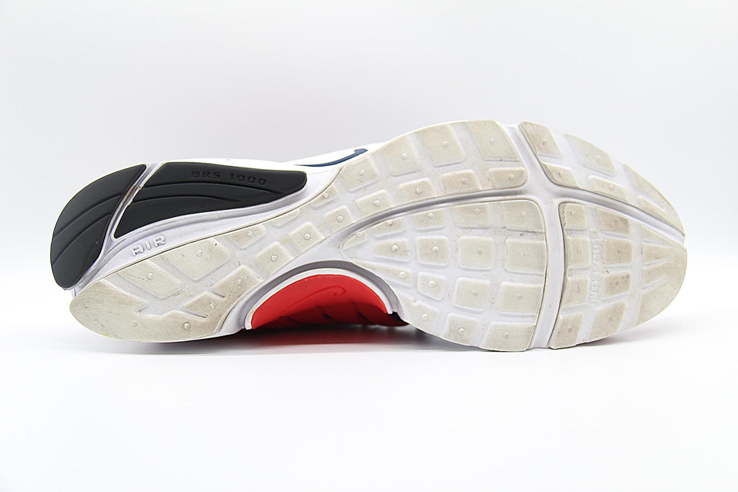 846438-997 -  NIKE AIR PRESTO ESSENTIAL - US 14 / UK 13 / EU 48.5