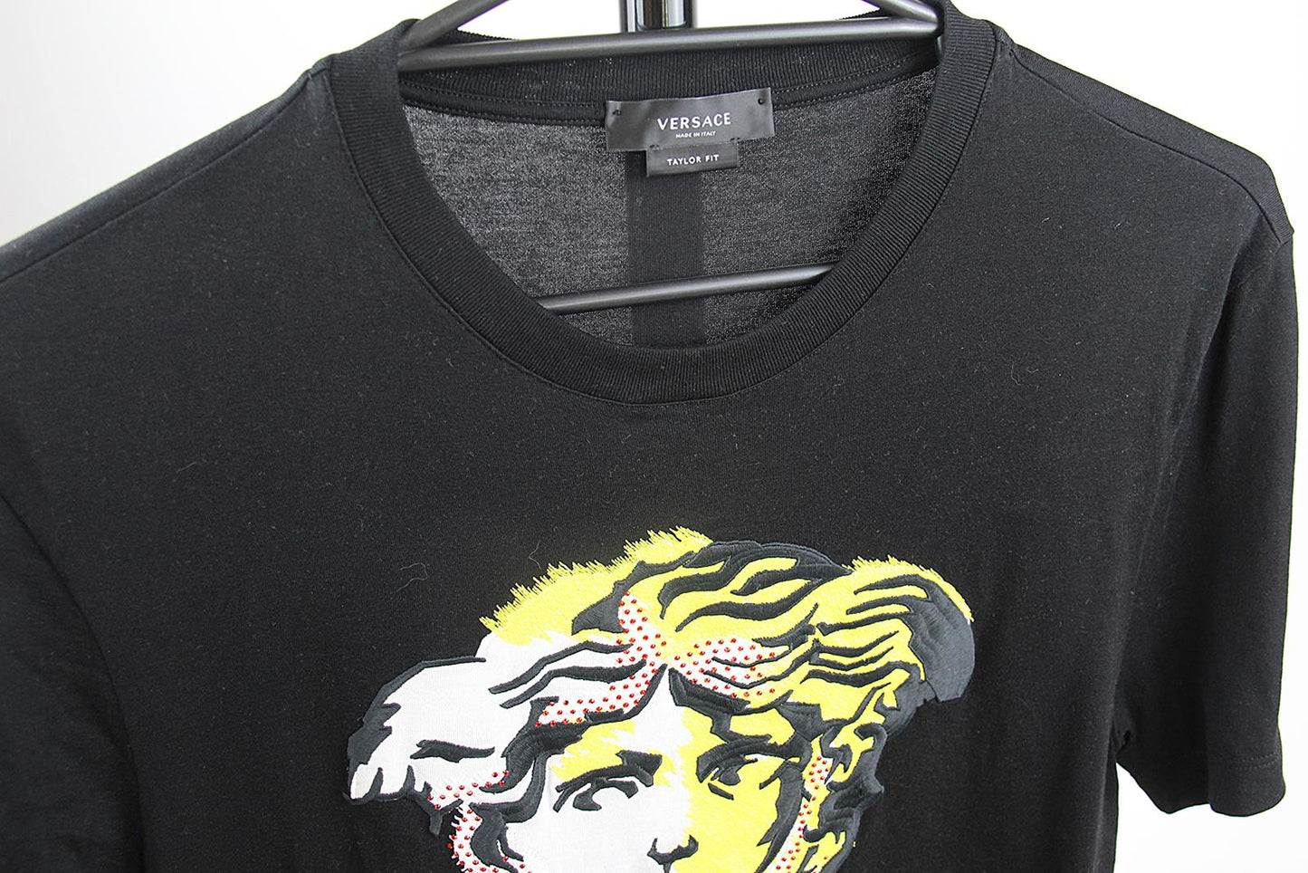 Versace Taylor Fit Medusa Pop Art Graphic T-Shirt – Size M