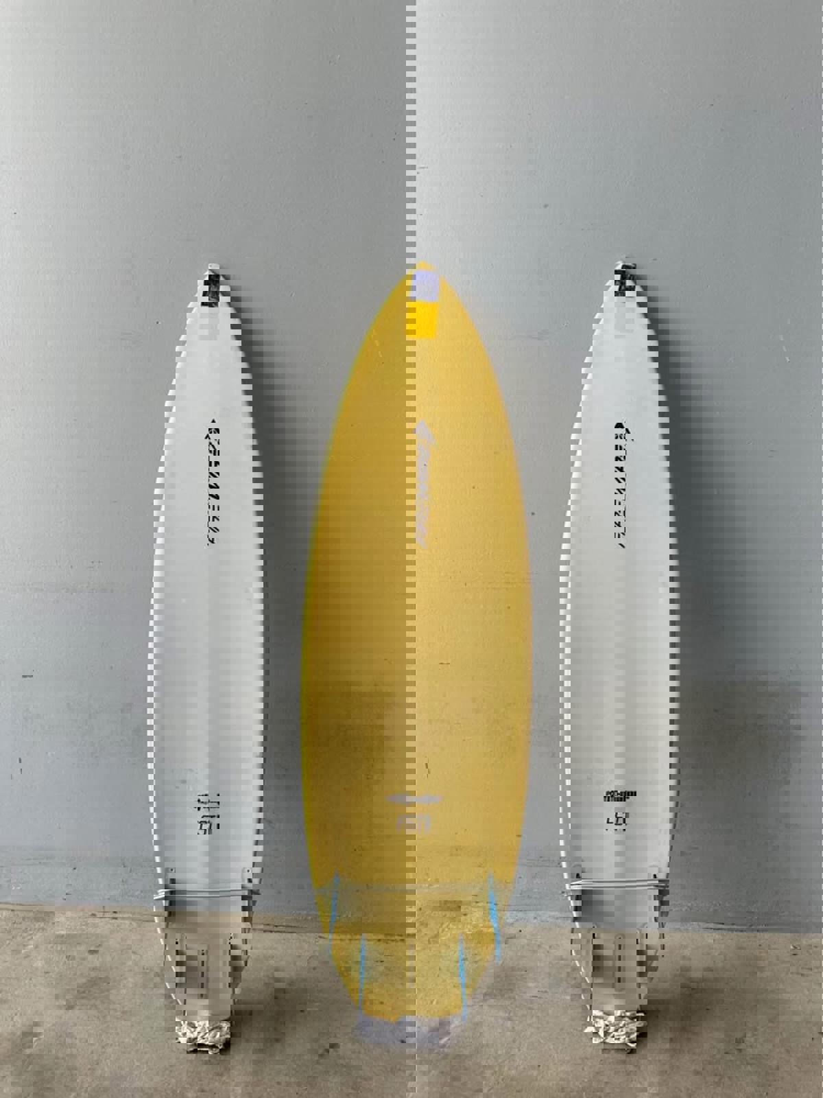 Firewire FST Surfboard 5’8” Quad + FK Travel Bag