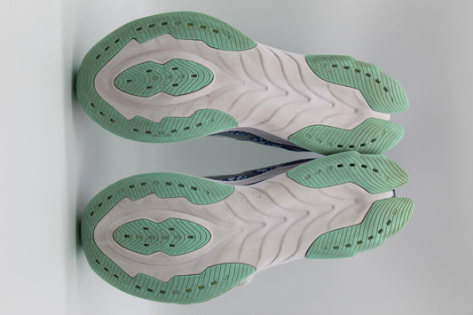 ASICS GEL-Kinsei Blast – White - Mint Green (1012B068) US 9 / UK 7 - Women’s