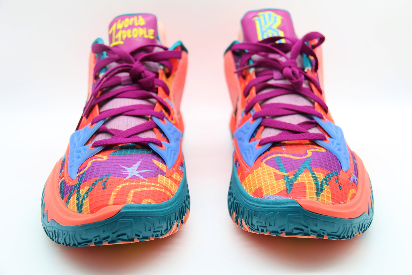 Nike Kyrie Low 4 EP '1 World 1 People' -US 14 - Men's Basketball Shoes - No Original Box