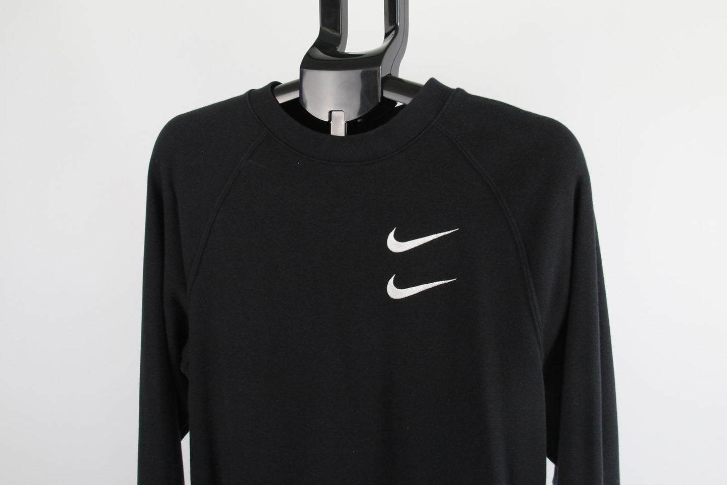 Nike International Double Swoosh Sweatshirt – Black – Men’s Size Small