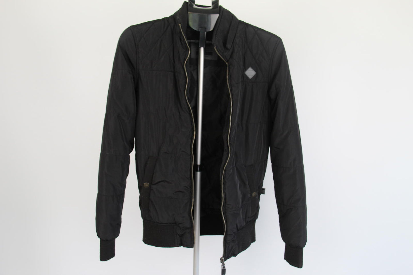 Mossimo Quilted Bomber Jacket Black Size XS Men’s Lightweight Zip-Up Puffer