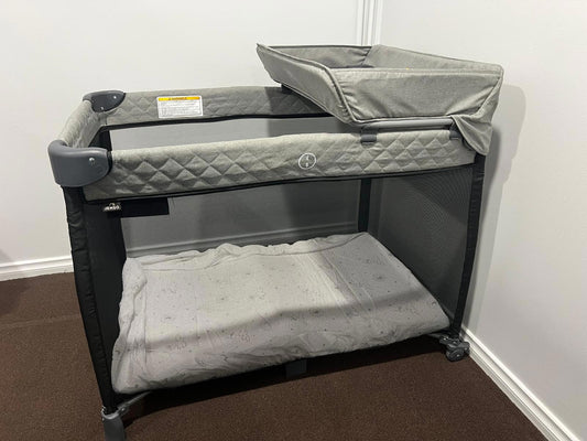 Jengo 2-in-1 Portable Cot with Change Table – Grey