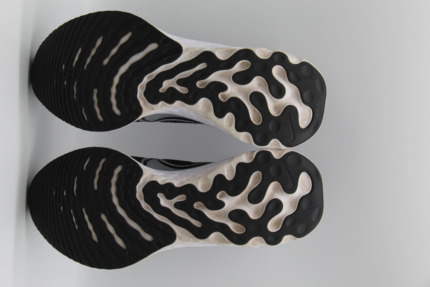 Nike React Infinity Run Flyknit – Black/White (CT2357-002)