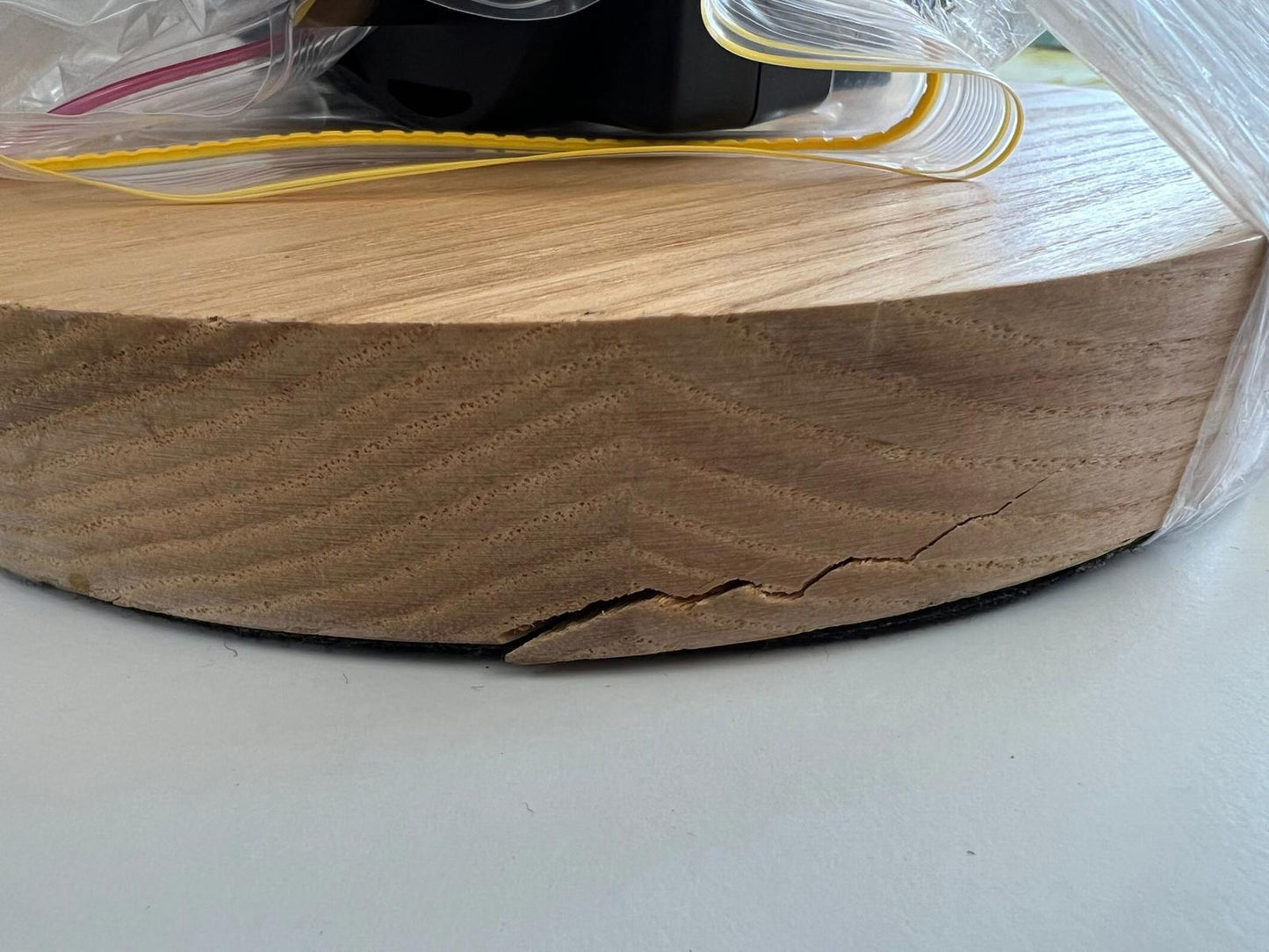 Lucci LEDlux Desk Lamp – Touch Control Wood Base + Wireless Charger