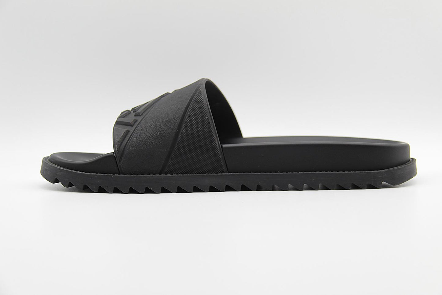 Fendi FF Logo Slides – Black Rubber Sandals – Men’s US 8 – Box & Dust Bag – UK 7