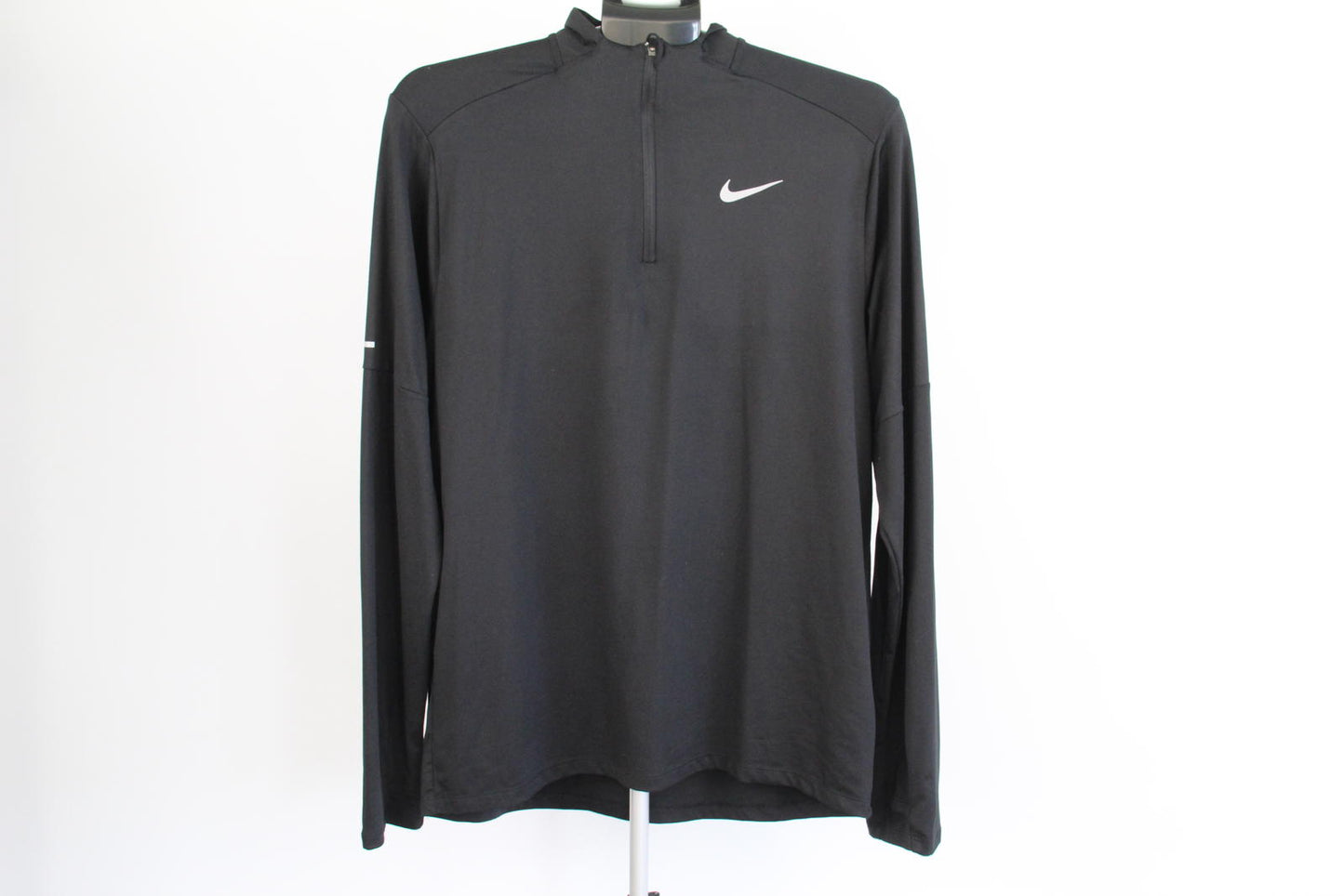 Nike Dri-FIT 1/4 Zip Performance Top – Size M – Black