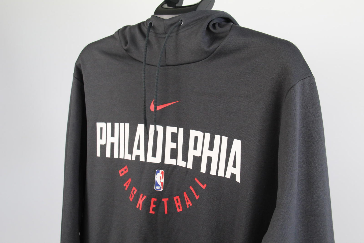 Nike NBA Philadelphia 76ers Dri-FIT Hoodie – Size XLT (Tall) – Black
