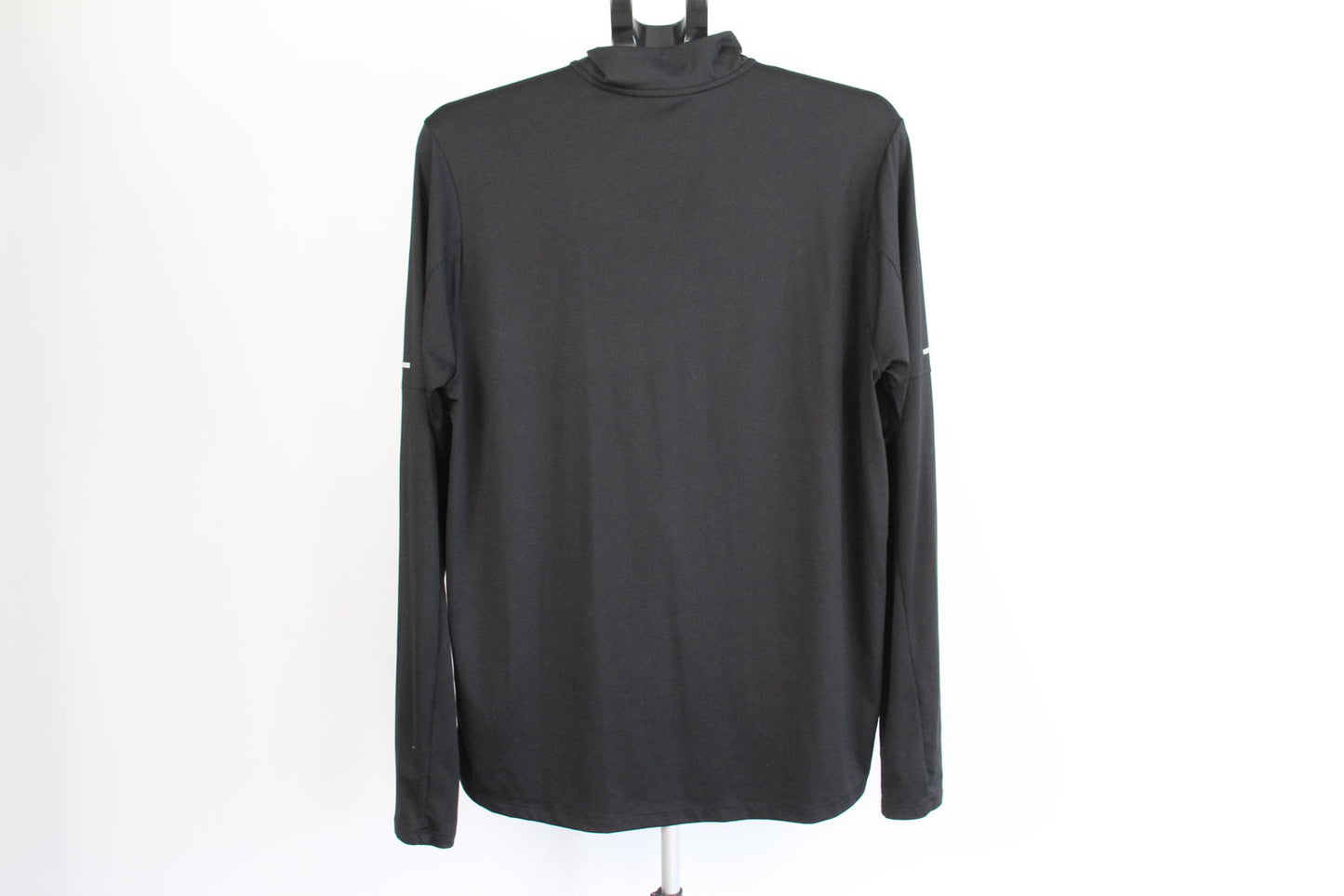 Nike Dri-FIT 1/4 Zip Performance Top – Size M – Black