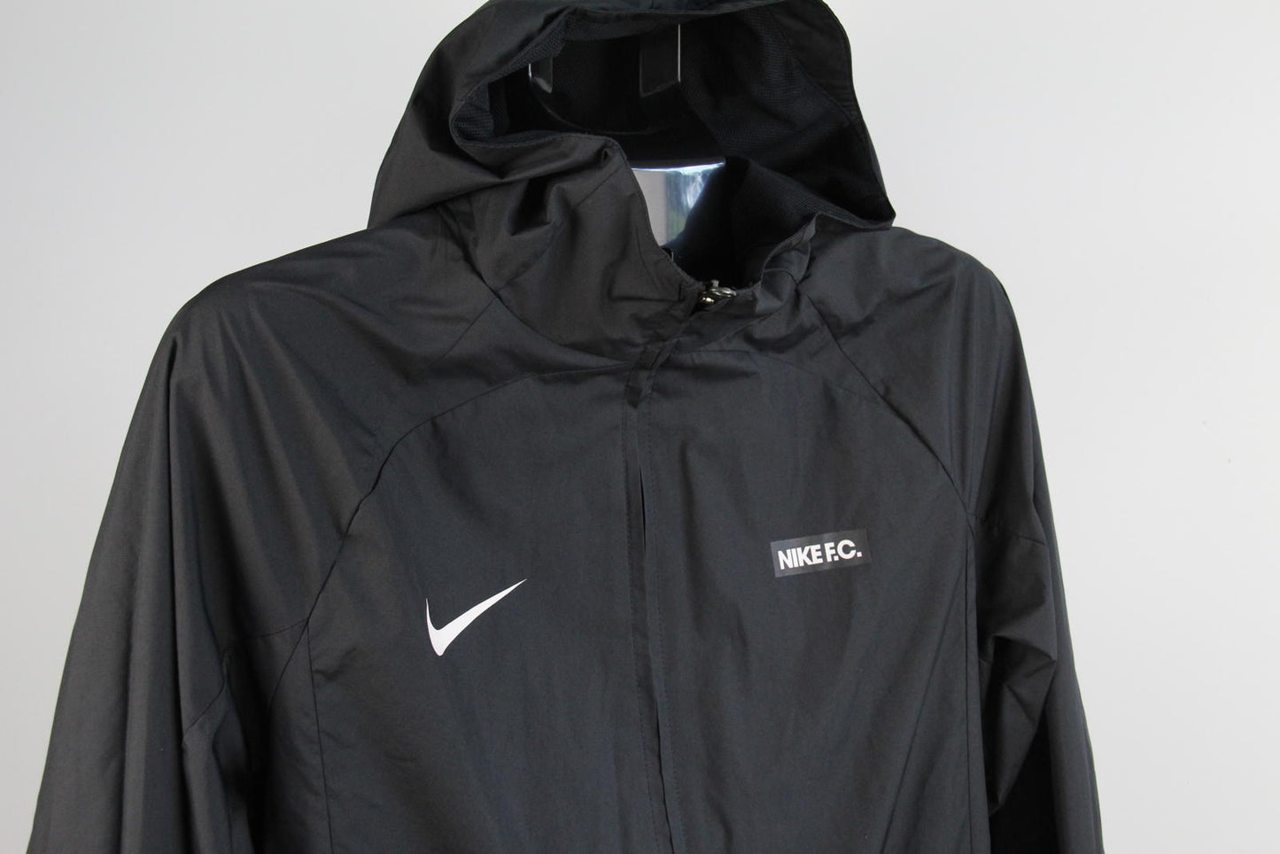 Nike FC Hooded Windbreaker Jacket – Size S – Black / White Swoosh